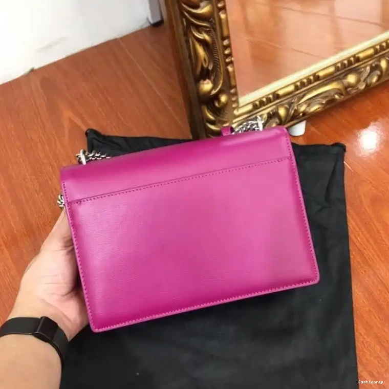 Fashionrepsfam ru YSL Bags 19B57Y0056 0821